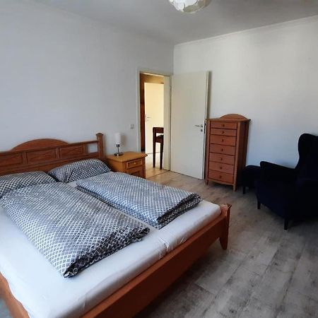 Ruhig Gelegene 2-Zi Fewo, Wallbox, Balkon Essen Dış mekan fotoğraf