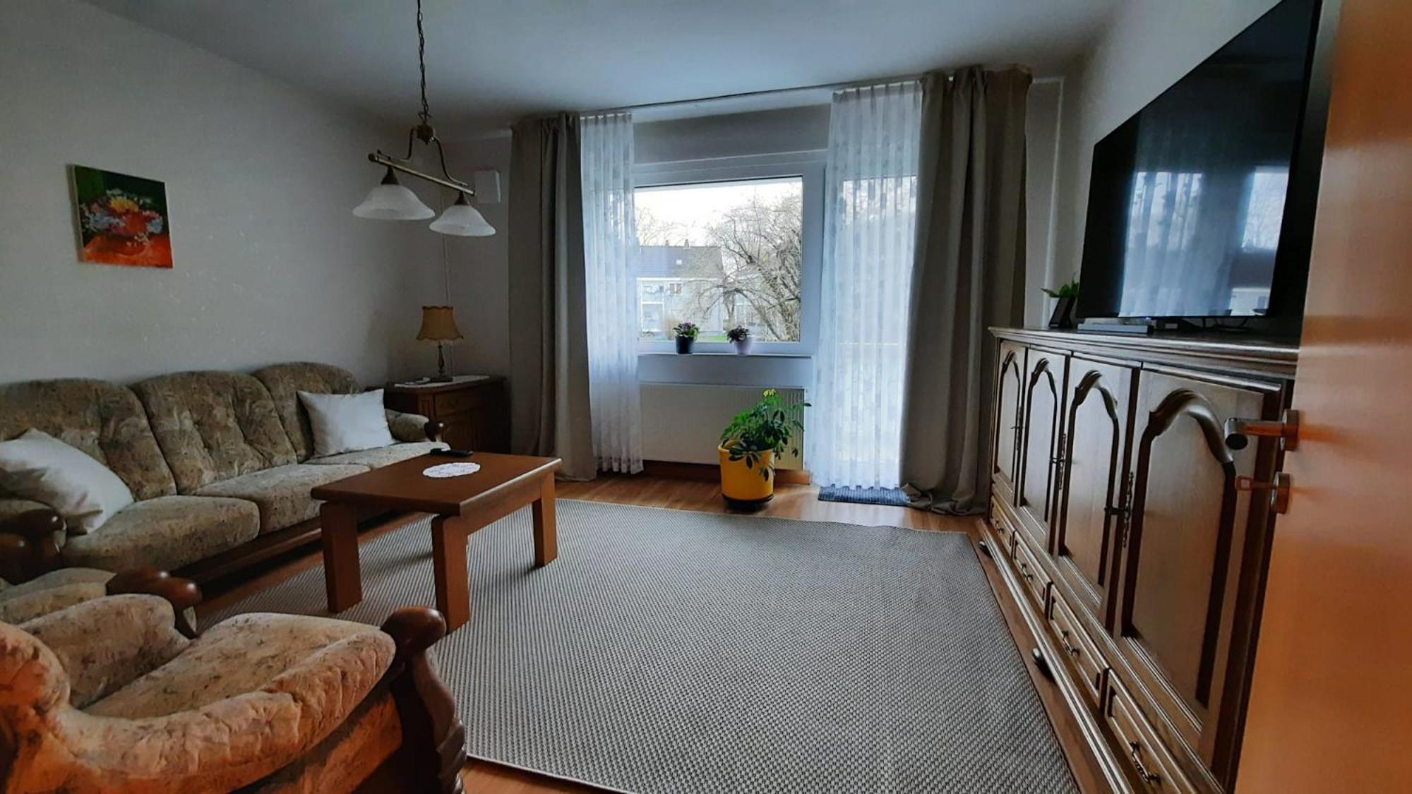 Ruhig Gelegene 2-Zi Fewo, Wallbox, Balkon Essen Dış mekan fotoğraf